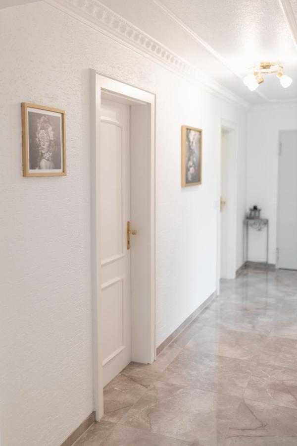 Ferienwohnung Haus Abrioux Zur Falkenlay バート・ベルトリッヒ エクステリア 写真